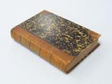 Livre (Fête nationale des Canadiens-français célébrée à Québec en 1880 : histoire, discours, rapports, statistiques, documents, messe, procession, banquet, convention (Ex. II)). Extérieur de l'imprimé
