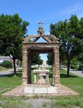 Monument aux Martyrs. Vue avant