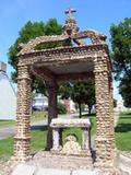 Monument aux Martyrs. Vue avant