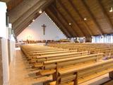 Église de Sainte-Maria-Goretti. Vue intérieure