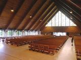 Église de Sainte-Maria-Goretti. Vue intérieure