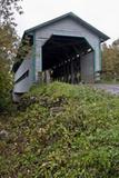 Pont couvert de Saint-Anaclet-de-Lessard. Vue avant