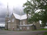 Église de Saint-Pierre-du-Lac. Vue latérale