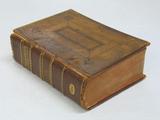 Livre (Digestorum seu Pandectaru; Iuris enucleati ex omni ivre veteri : in libros quinquaginta collecti authoritate sacratissimi principis (Tome II)). Extérieur de l'imprimé