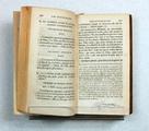 Livre (Les Helviennes, ou, Lettres provinciales philosophiques (Tome II)). Intérieur de l'imprimé et signature de Pierre-Joseph-Olivier Chauveau