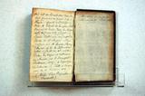 Livre (Josephi Scaligeri IVL. Caes. F. Ausonia-narum lectionum libri duo : ad optimum & eruditisimum virum elium vinetum santonem). Notes manuscrites à la fin du livre