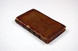 Livre (Nouveaux éclaircissemens sur les oeuvres d'Horace : avec la réponse à la critique de M. Masson, ministre réfugié en Angleterre). Extérieur de l'imprimé