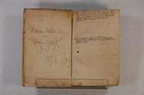 Livre (De rebus oceanicis et novo orbe, decades tres, Petri Martyris ab Angleria Mediolanensis : item eiusdem, De Babylonica legatione, libri III : et item De rebus Aethiopicis, Indicîs, Lusitanicis & Hispanicis : opuscula quedá historica doctissima, quae hodiè non facilè alibì reperiuntur, Damiani a Goes equitis lusitani : quae omnia sequens pagina latiùs demonstrat cum duplici locupletissimo indice). Annotations