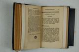 Livre (Nouveaux voyages aux Indes Occidentales : contenant une relation des différens peuples qui habitent les environs du grand Fleuve Saint-Louis, appelé vulgairement le Mississipi; leur religion; leur gouvernement; leurs moeurs; leurs guerres & leur commerce). Intérieur de l'imprimé