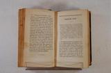 Livre (Mémoires sur la vie privée de Marie-Antoinette, reine de France et de Navarre, suivis de souvenirs et anecdotes historiques sur les règnes de Louis XIV, de Louis XV et de Louis XVI (Tome III)). Intérieur de l'imprimé