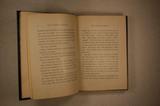 Livre (Souvenirs of the past; with illustrations, an instructive and amusing work, giving a correct account of the customs and habits of the pioneers of Canada, and the surrounding country, embracing many anecdotes of its prominent inhabitants, and withal an absolute correct and historical account of many of the most important political events connected with the early days of Canada and the territory of Michigan (Ex. II)). Intérieur de l'imprimé