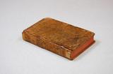 Livre (Lettres de Madame la comtesse de la Rivière, à Madame la baronne de Neufpont, son amie : contenant les principaux évènemens de sa vie, de celle de ses enfans, & de quelques-uns de ses parens ; avec beaucoup de nouvelles & d'anecdotes du règne de Louis XIV, depuis l'année 1686 jusqu'à l'année 1712 (Tome II)). Extérieur de l'imprimé