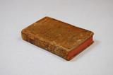 Livre (Lettres de Madame la comtesse de la Rivière, à Madame la baronne de Neufpont, son amie : contenant les principaux évènemens de sa vie, de celle de ses enfans, & de quelques-uns de ses parens ; avec beaucoup de nouvelles & d'anecdotes du règne de Louis XIV, depuis l'année 1686 jusqu'à l'année 1712 (Tome III)). Extérieur de l'imprimé