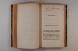 Livre (Relation et naufrages). Intérieur de l'imprimé avec signature