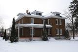 Presbytère de Sainte-Thérèse-de-l'Enfant-Jésus. Vue latérale