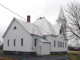 Église Roussy Memorial. Vue arrière
