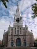 Église de Saint-Hubert. Vue avant