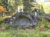 Grotte de Notre-Dame-de-Lourdes. Vue avant