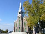 Église de Saint-Ambroise. Vue d'angle