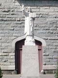 Monument de Sainte-Thérèse-de-l'Enfant-Jésus. Vue avant