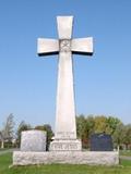Croix centrale du cimetière Saint-Jean. Vue avant