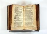 Livre (Cl. Claudiani quae extant Nic. Hensius, Dan f. recensuit ac notas additit). Intérieur de l'imprimé