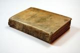 Livre (Relation de ce qui s'est passé de plus remarquable en la mission des pères de la Compagnie de Jésus aux Hurons, pays de la Nouvelle France, depuis le mois de juin de l'année mil six cent quarante, jusques au mois de juin de l'année 1641 : addressée au R.P. Jacques Dinet provincial de la comp. de Jésus, en la province de France). Extérieur de l'imprimé