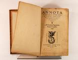 Livre (Annotationes Gulielmi Budaei Parisiensis secretarii regii, in XXIIII, Pandectarum libros, ad Ioannem Deganaium, Franciae cancellarium). Page de titre