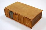 Livre (Annotationes Gulielmi Budaei Parisiensis secretarii regii, in XXIIII, Pandectarum libros, ad Ioannem Deganaium, Franciae cancellarium). Extérieur de l'imprimé