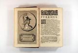 Livre (Les vies des hommes illustres de Plutarque : traduites en vers françois, avec des remarques historiques et critiques par Mr. Dacier (Tome IV)). Intérieur de l'imprimé et illustration