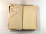 Livre (Joannis de Laet Antwerpiani Notae ad dissertationem Hugonis Grotii De origine gentium americanarum : et observationes aliquot ad meliorem indaginem difficillimae ilius quaestionis). Intérieur de l'imprimé avec signature