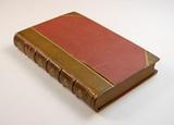 Livre (Lex parliamentaria ou Traité de la loi et coutume des parlements, montrant leur antiquité, noms, espèces et qualités ... avec le rapport d'un cas en Parlement entre Sir Francis Goodwyn et Sir John Fortescue, Chevaliers du Comté de Bucks). Extérieur de l'imprimé