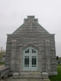 Chapelle funéraire de la famille Demers (cimetière de Saint-Henri). Vue avant