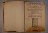 Livre (Primo volume, & Seconda editione delle navigationi et viaggi in molti lvoghi corretta, et ampliata, nella qvale si contengono la descrittione dell'Africa, & del paese del Prete Ianni, con varij viaggi, dalla Città di Lisbona, & dal Mar Rosso à Calicut, & insin' all'isole Molucche, doue nascono le Spetierie, Et la Nauigatione attorno il Mondo : Aggiuntoui di nuouo La Relatione dell'isola Giapan, nuouamente scorperta nella parte di Settentrione. Alcuni Capitoli appartenenti alla Geographia estratti dell' Historia del S. Giouan di Barros Portoghese. Tre Tauole di Geographia in disegno, secondo le Carte da nauigare de Portoghesi, & fra terra secondo gli scrittori che si contengono in questo volume. Un' Indice molto copioso, delle cose di Geographia, costumi, spetierie, & altre cose notabili, che in esso si contengono (Volume I)). Page de titre