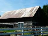 Ensemble de ferme. Écurie