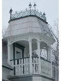 Ancien presbytère de Saint-Léon-de-Standon. Balcon avec tourelle