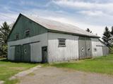 95, La Petite-3e. Hangar. Vue avant