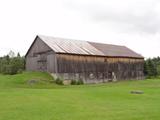 135, rang Sainte-Anne (avec hangars). Grange. Vue d'ensemble
