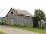 133, rang Saint-François (avec hangar). Vue d'ensemble