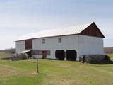 Grange, hangar et remise. Grange. Vue avant