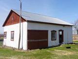 Grange, hangar et remise. Hangar. Vue avant