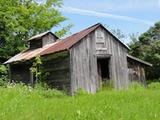 Maison sur la route 281. Cabane à sucre. Vue d'ensemble