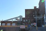 Vue de l'arrière de l'usine, vers l'ouest à partir du boulevard Pie-IX