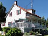 1387, route Henderson. Vue avant