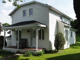 1079, avenue Principale. Vue avant