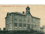 Ancien clocher de l'école des garçons. Vue générale de l'école modèle des garçons