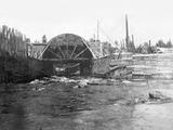 Viaduc ferroviaire des chutes d'Armagh (Monk). Vue de détail des formes en bois érigées pour couler le béton du viaduc en 1908