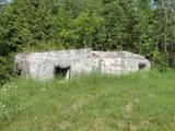 Site patrimonial du Fort-de-Beaumont. Vue arrière latérale de la structure ouest