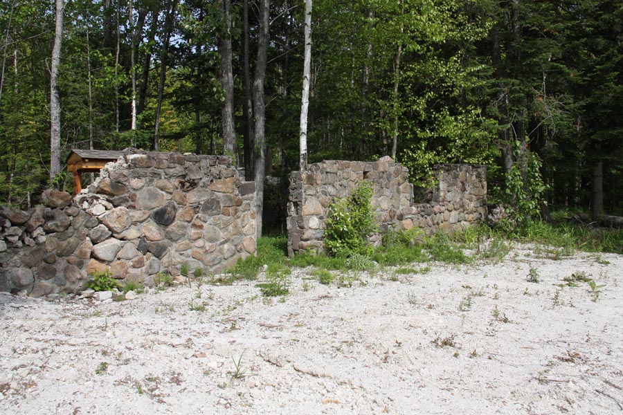Vestiges de la mine de SaintRémi d'Amherst Répertoire du patrimoine