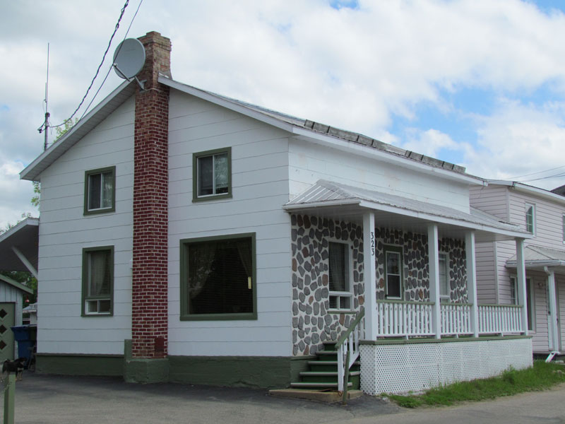 323, rue SainteAnne Répertoire du patrimoine culturel du Québec